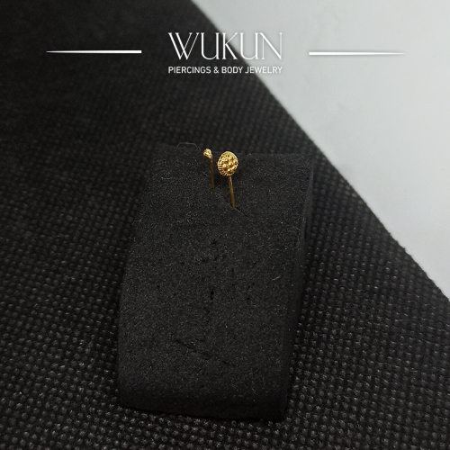 زمام ذهب عيار 18k بدون خرم شكل دائرة منقوشة