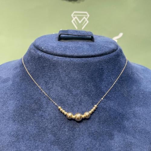 عقد ذهب عيار 18