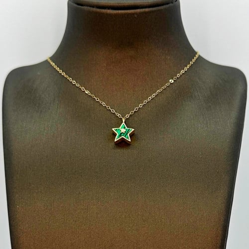 عقد ذهب عيار 18