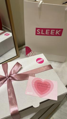 Gift card + silk bag