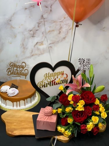 بكج عيد ميلاد مع هديه حسب الأختيار