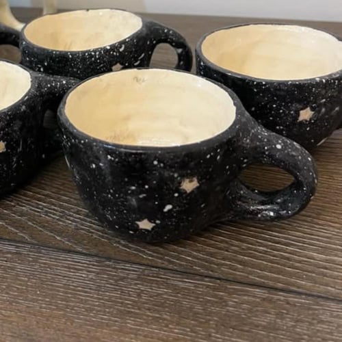 New star متوفر لون اسود ( لحاف اسود + كوب اسود )