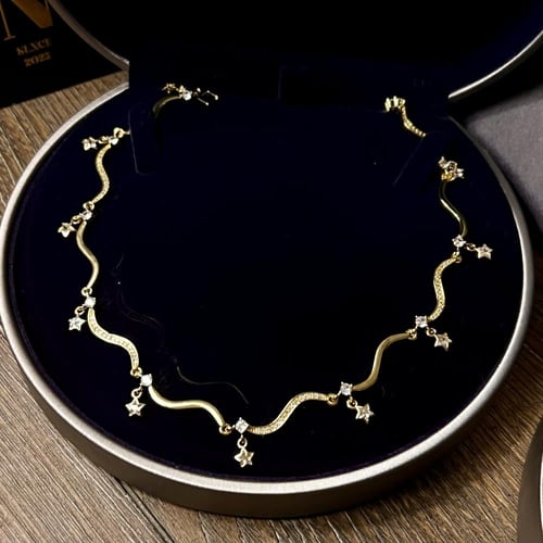 قلادة موج النجوم