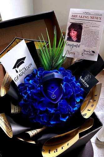 بوكية التخرج مع جريدة التخرج