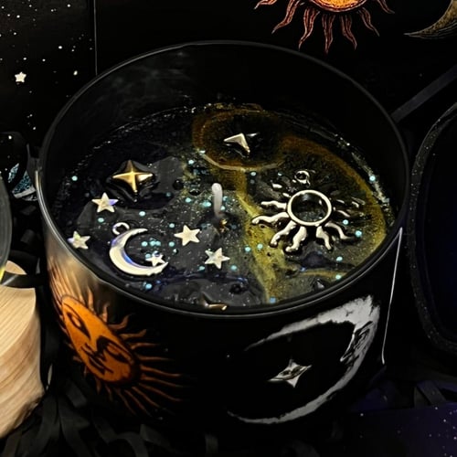 شمعة شمس وقمر صغيره