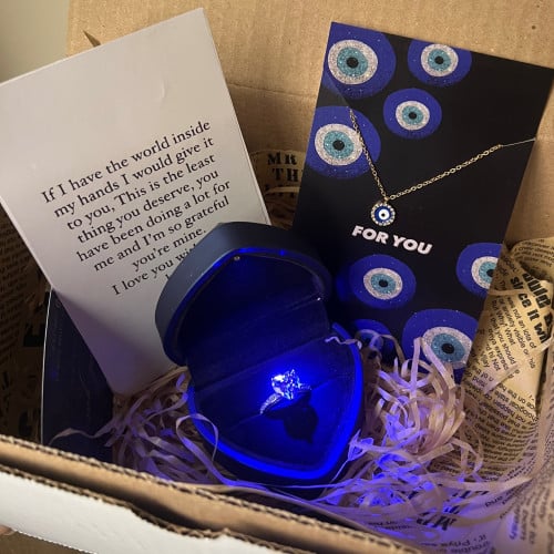 خاتم القلب المشع فضه عيار 925 مرصع بالالماس الصناع...