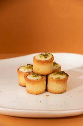 بوكس كبير ميني تارت تمر