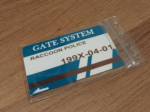 بطاقة GATE SYSTEM Raccoon police