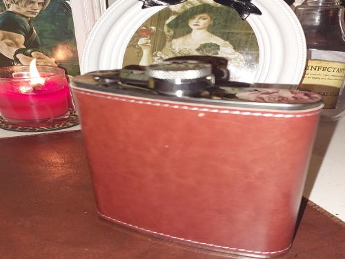 قارورة جيب Hip Flask