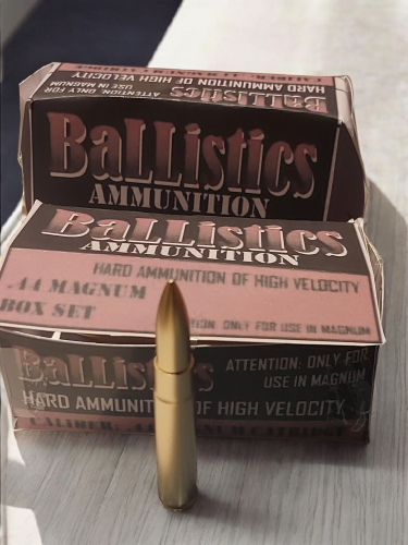 علبة ذخيرة ballistics مع رصاصة