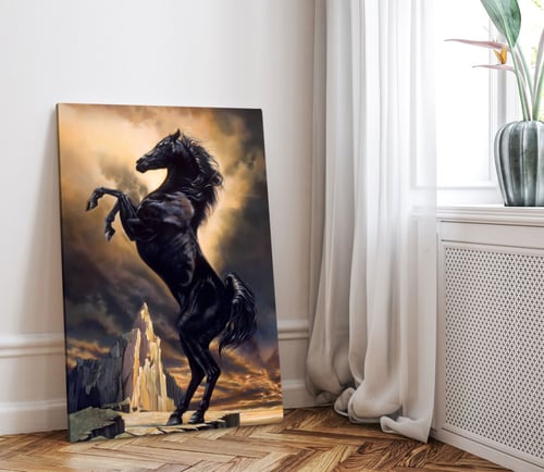 لوحة فنية خيل أسود