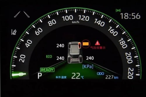 قياس ضغط الكفرات أفالون كامري رافور كورولا