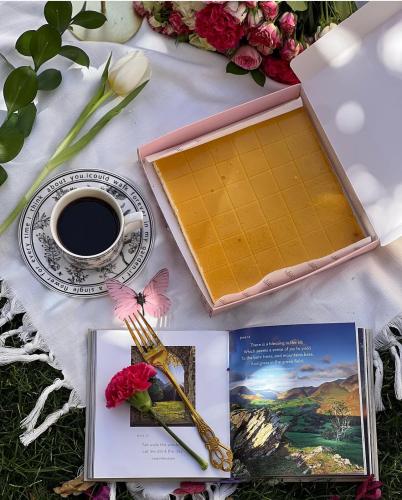 الحلا الفاخر عتيق