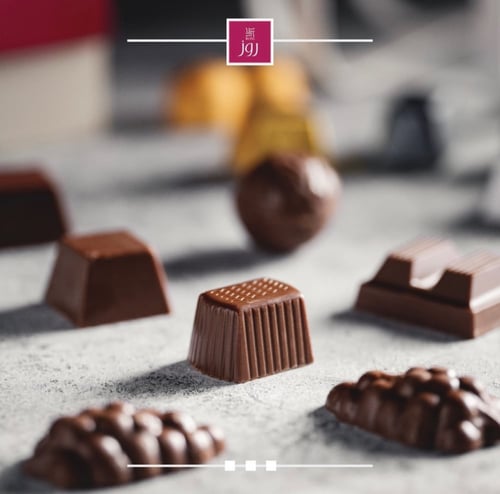 بوكس شكولاتة روز نصف كيلو