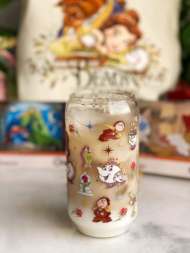 كوب الجميلة والوحش مع غطا و مصاص