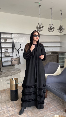 عبايه شامواه اسود مع فرو اسود