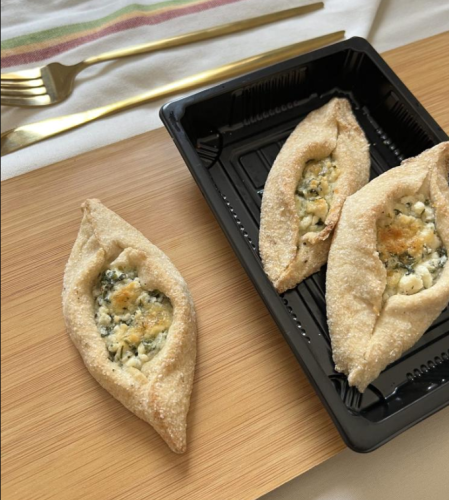 فطائر جبن كيتو مفرزن