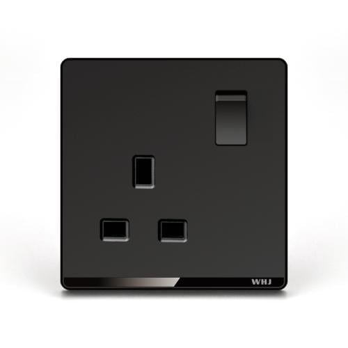 فيش ثلاثي 13 امبير بمفتاح اسود موديل W4