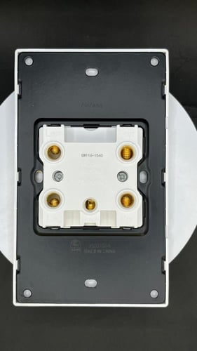 مفتاح مكيف 7×14 45 امبير بيانو اسود Felsen ضمان 25...