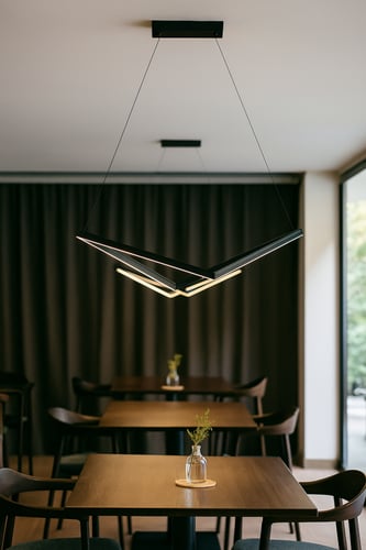 ثريا سقف LED مودرن | أسود ألمنيوم | إضاءة صفراء 32...