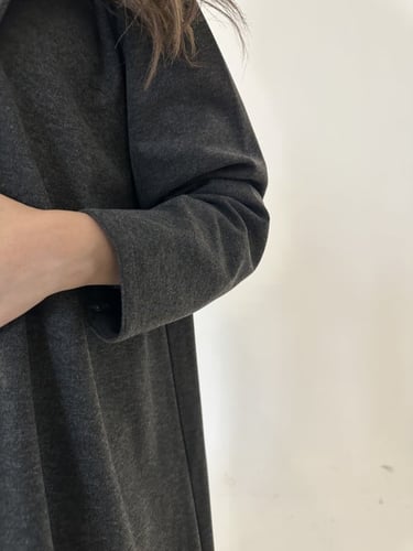 عباية جوخ رمادي قصة نص كلوش