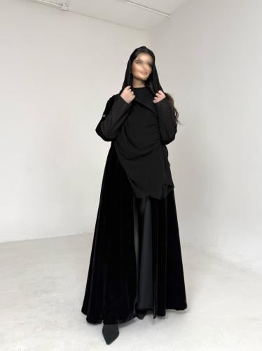 عباية مخمل مع اكمام سنارة اسود