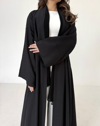 عباية كريب اسود قصة كلوش