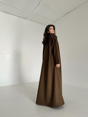 عباية جوخ بني قصة نص كلوش