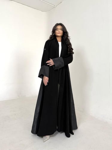 عباية كريب اسود مع لنن زري