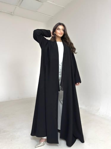 عباية كريب اسود مع جاكار مخطط