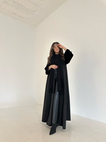 عباية شامواة مع اكمام مخمل