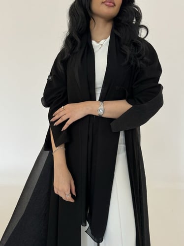 عباية كريب اسود مع اورقانزا لمعة قصة كلوش