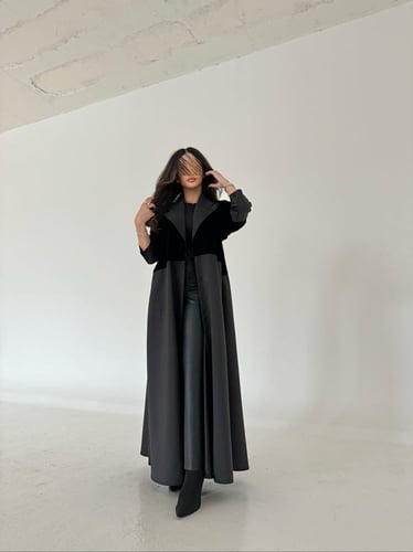 عباية مخمل مع تفتة قصة كلوش