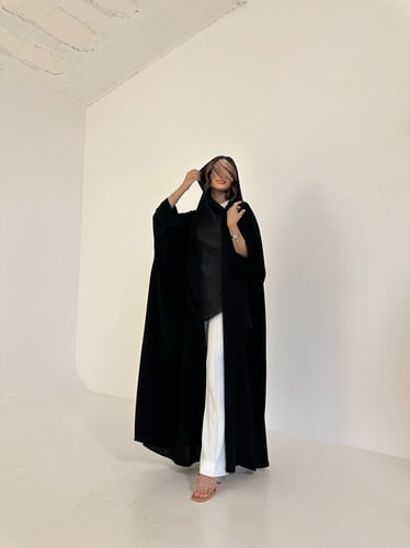 عباية كريب أسود فاحم قصة نص بشت