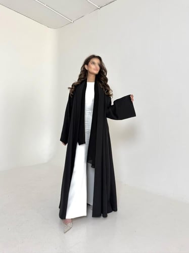 عباية كريب اسود قصة كلوش