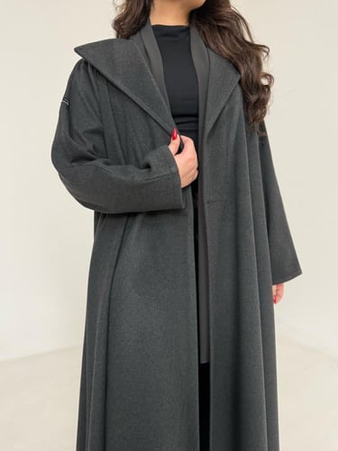 عباية جوخ رمادي غامق