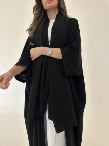 عباية كريب أسود فاحم قصة نص بشت