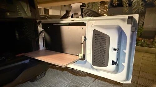 طاولة باب الشنطه (بيسك) - فورد برونكو