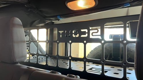 قاطع الشنطة (حاجز) - رانجلر جي كي (اربع ابواب)