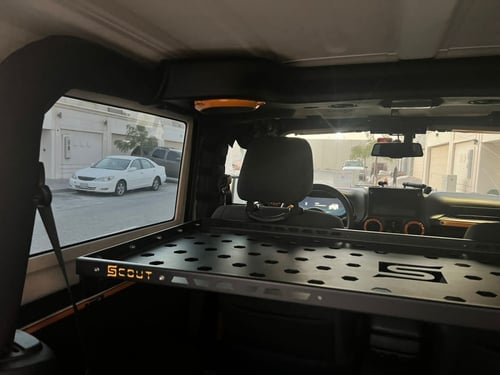 رف الشنطة (طبق) - رانجلر جي كي (بابين)