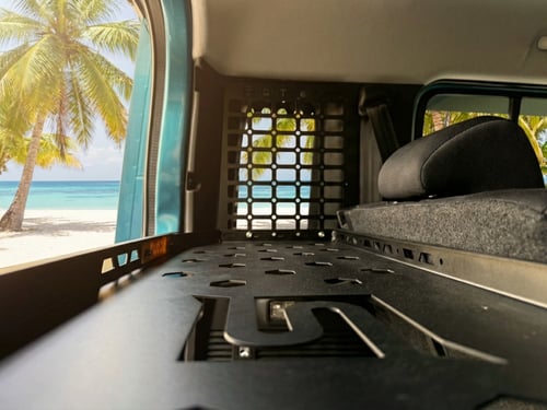 رف الشنطة (طبق) - سوزوكي جيمني (4 ابواب)