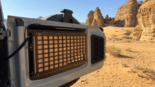 طاولة باب الشنطه (ادفانس) - فورد برونكو