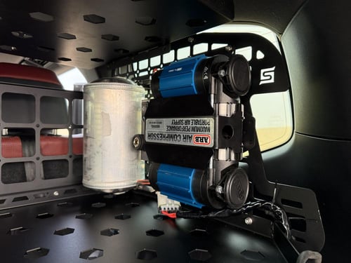 رف الشنطة (طبق) - تويوتا لاندكروزر LC300