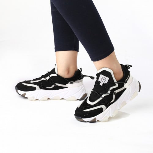 حذاء رياضي اسود ورمادي وابيض - OTTIMO