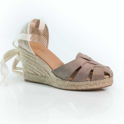 صندل بيناز بيج مرتفع مبزينة من الأمام وحبال