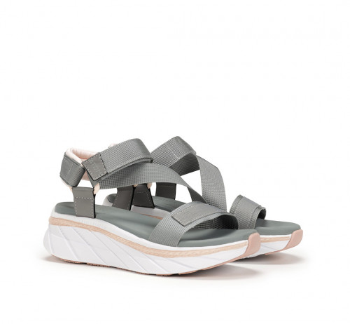 صندل مرتفع رمادي مميز فلوتشس