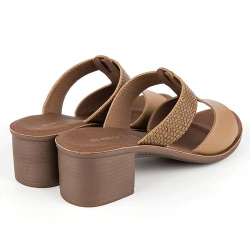 حذاء بني فاتح بكعب سميك - MUYA