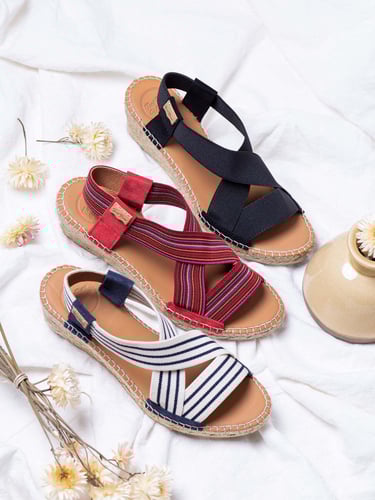 TINA- صندل صيفي مخطط بالكحلي