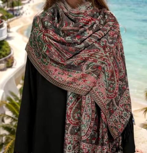وشاح كشميري (هبة الشتاء)