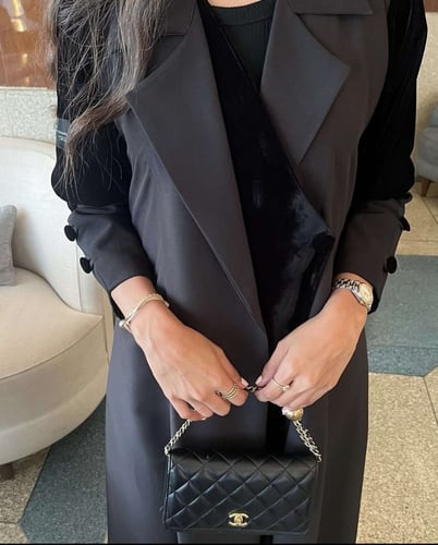 عبايه عمليه